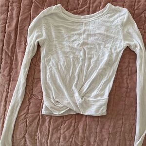 ALO Yoga Cream Long Sleeve Twist Top XS